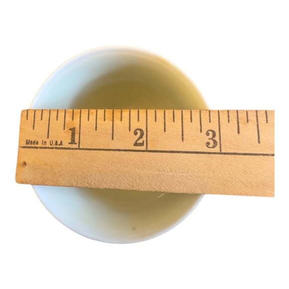 Kenasho Vintage Holiday Holly Berry Footed Coffee Mugs  Set Of 2 - Picture 6 of 12